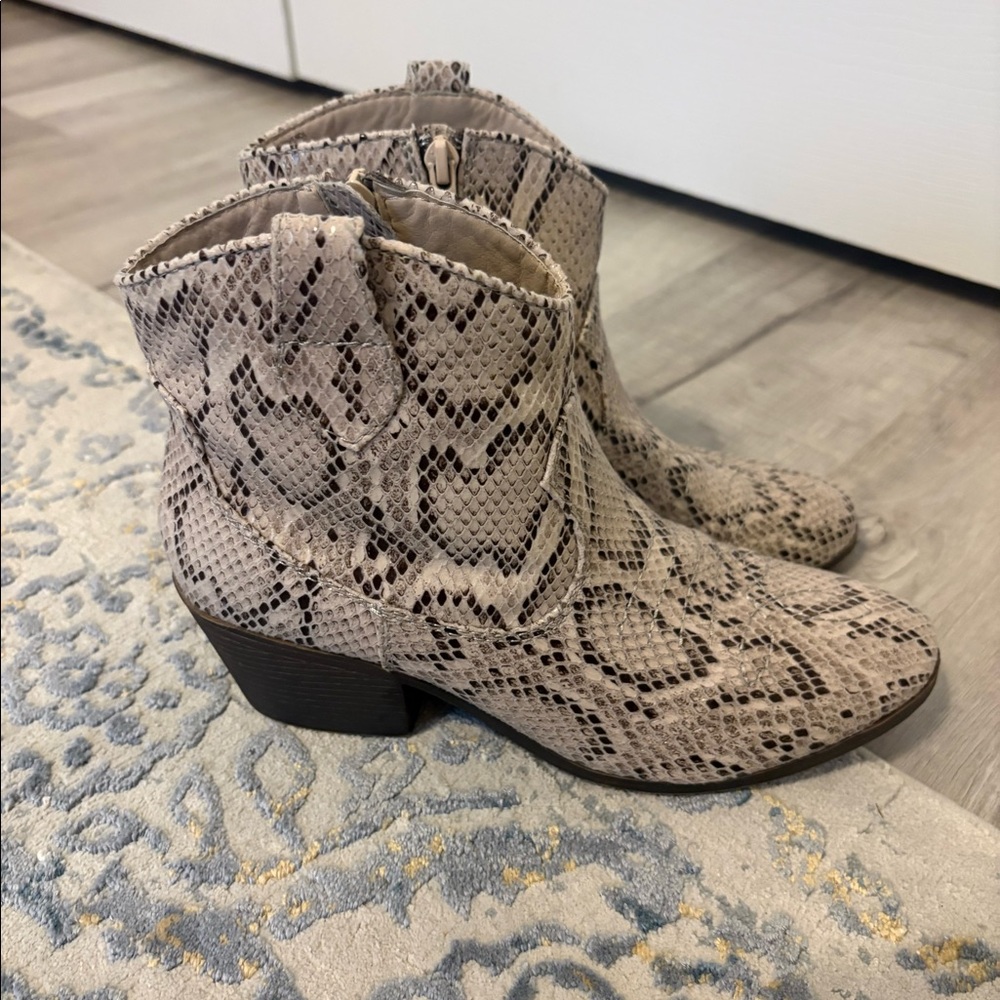 Women’s faux snakeskin boots